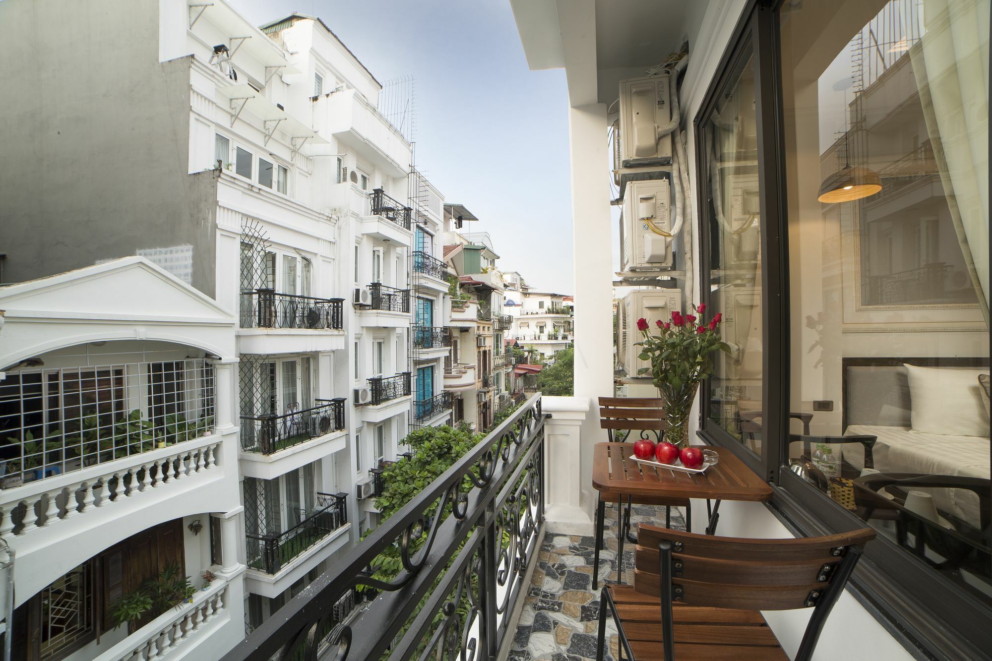 Galliot Central Hotel Ханой Екстериор снимка